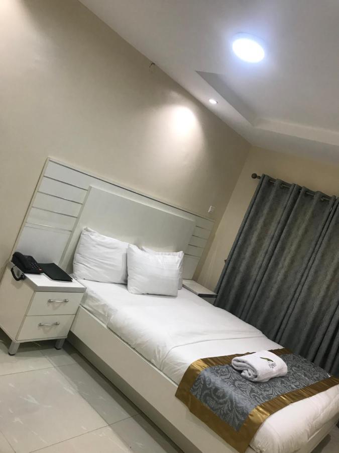 Appleville Suites Ikeja Extérieur photo