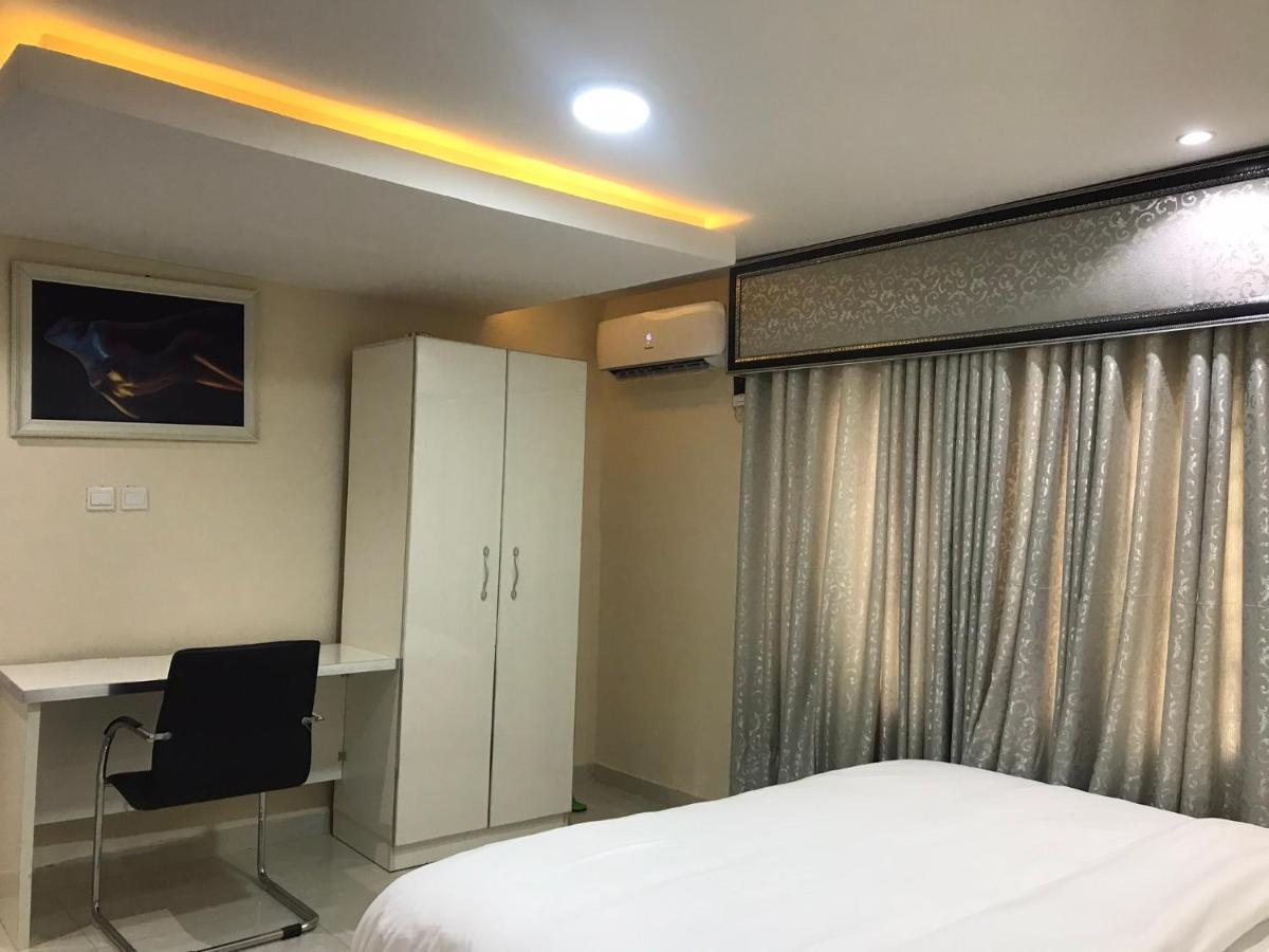 Appleville Suites Ikeja Extérieur photo