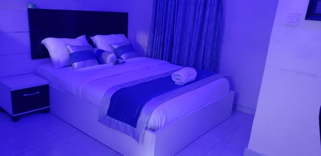 Appleville Suites Ikeja Extérieur photo