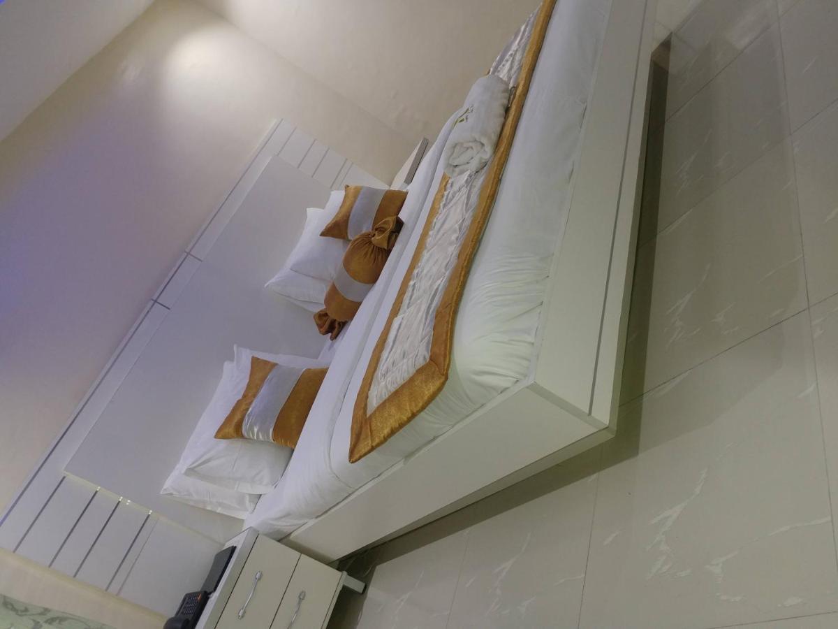 Appleville Suites Ikeja Extérieur photo