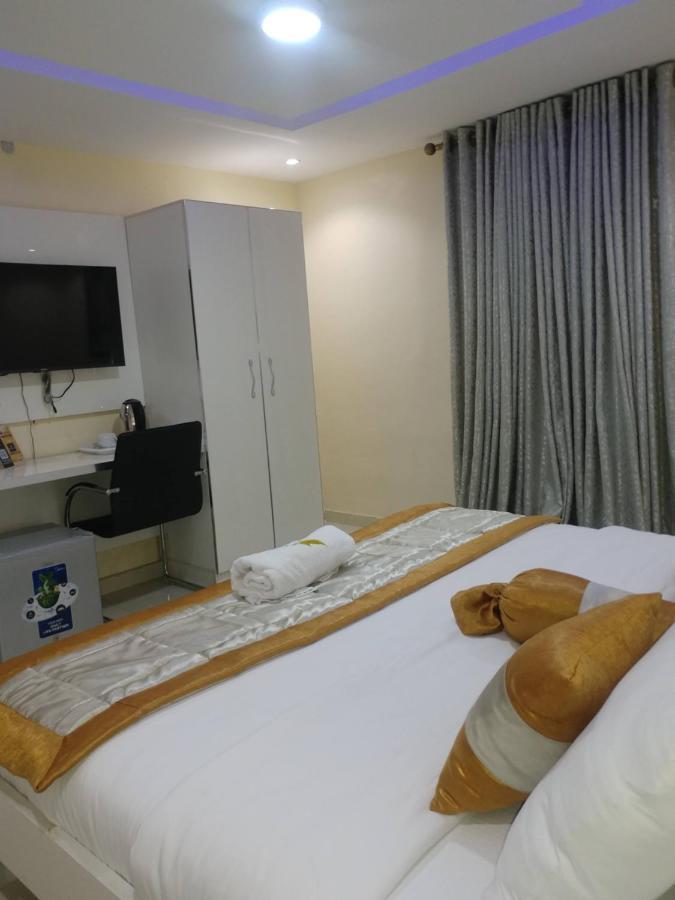 Appleville Suites Ikeja Extérieur photo