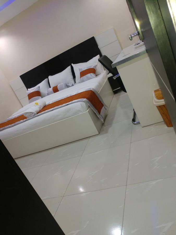Appleville Suites Ikeja Extérieur photo