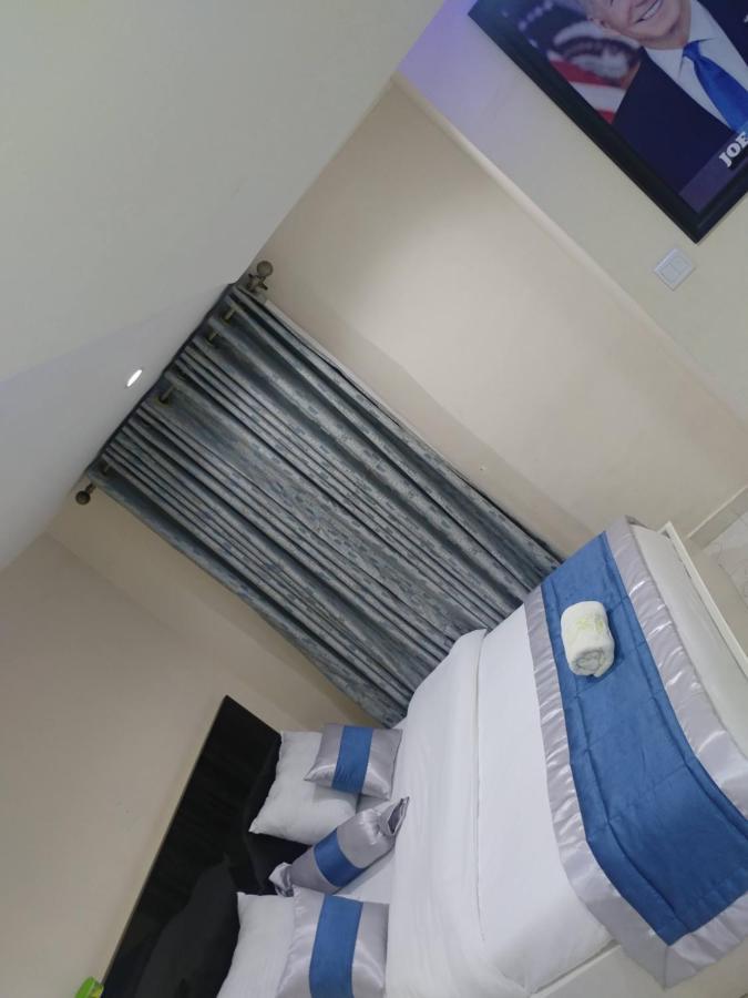 Appleville Suites Ikeja Extérieur photo