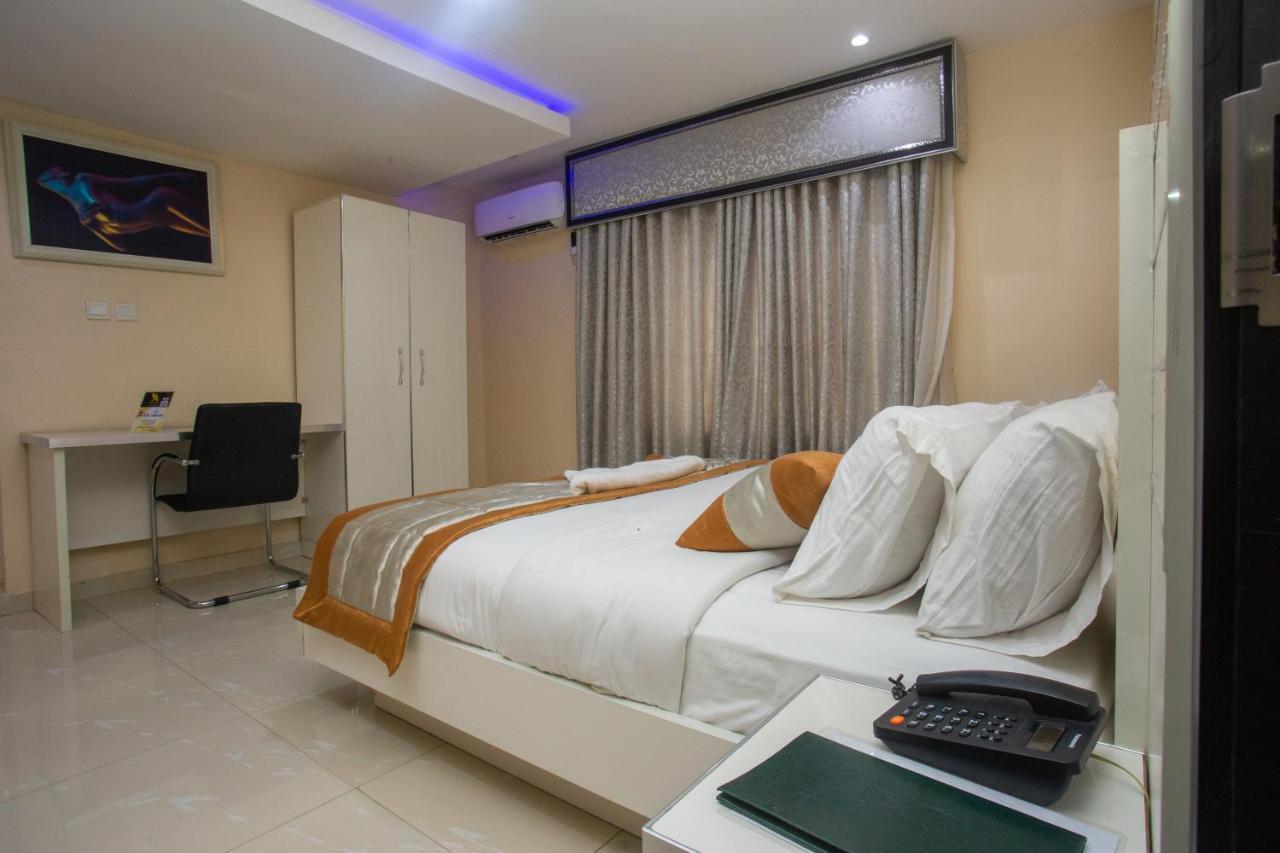 Appleville Suites Ikeja Extérieur photo